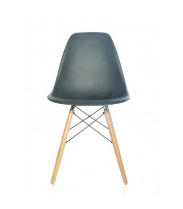 Sedia a 4 gambe in legno massello