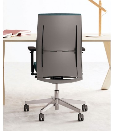 Poltrona operativa Hellò by Las