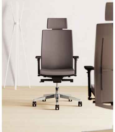 Poltrona direzionale con poggiatesta Hellò by Las