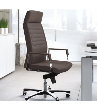 Poltrona presidenziale con braccioli fissi Neochair by Las