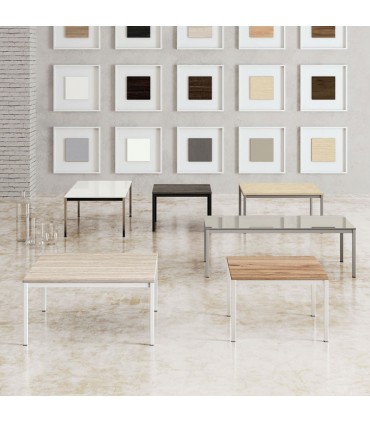 Tavolino da attesa Segno con piano in vetro by Las