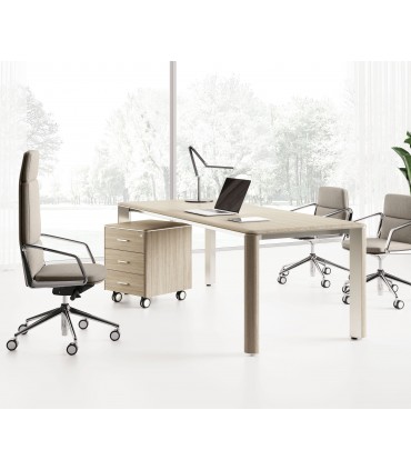 Scrivania direzionale con piano sagomato Iulio