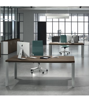 Scrivania direzionale con piano in legno sagomato by Flycom