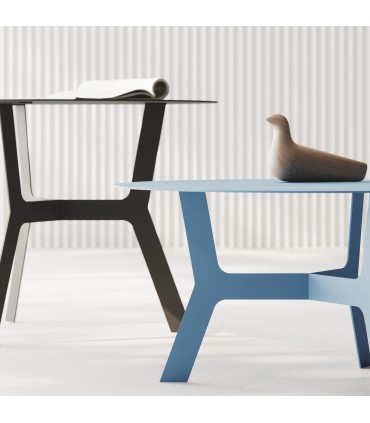 Tavolino da attesa Podio by Las