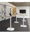 Tavolo stand-up con basamento metallico by Colombini