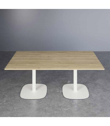 Tavolo riunioni rettangolare con basamento metallico by Colombini
