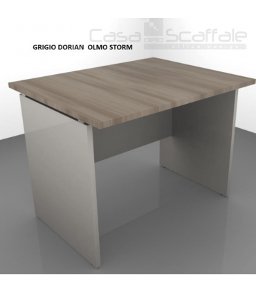 Scrivania con gamba pannellata p.80 by Colombini