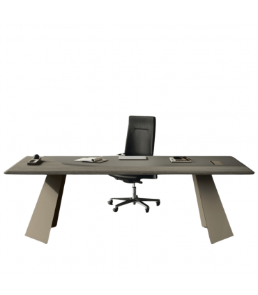 Scrivania direzionale Monolith by Las