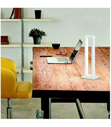 Lampada da tavolo in metallo verniciato bianco by Perenz