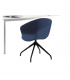 Poltroncina ergonomica in scocca con base piramidale su Stay by Milani